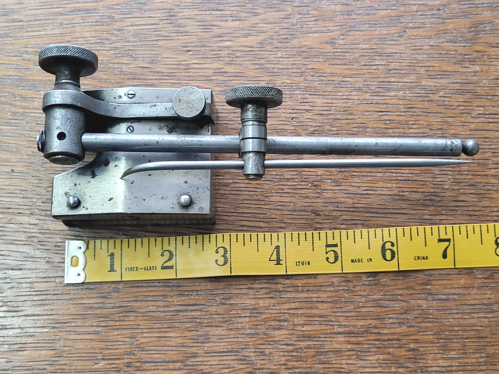 Starrett Universal Surface Gage (Marked on 7 1/2" Spindle) w/6" Scribe & Snug