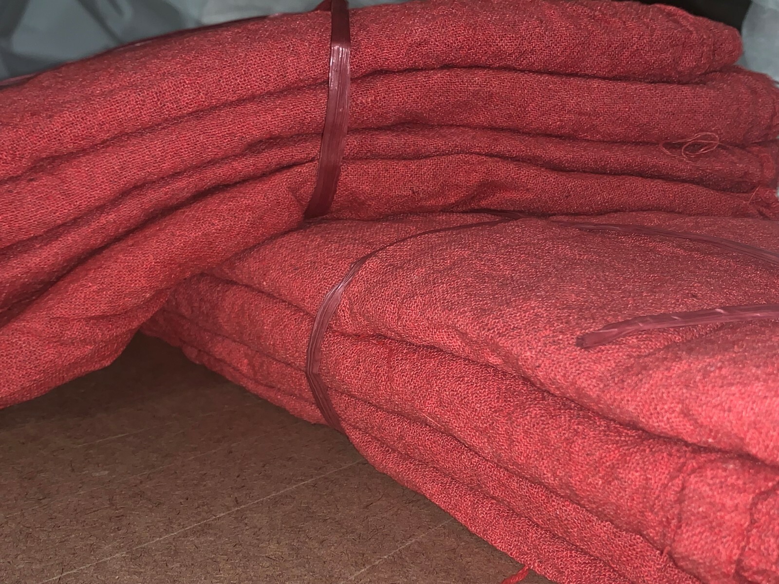 1000 new great mechanics shop rags towels Red 13"X14"