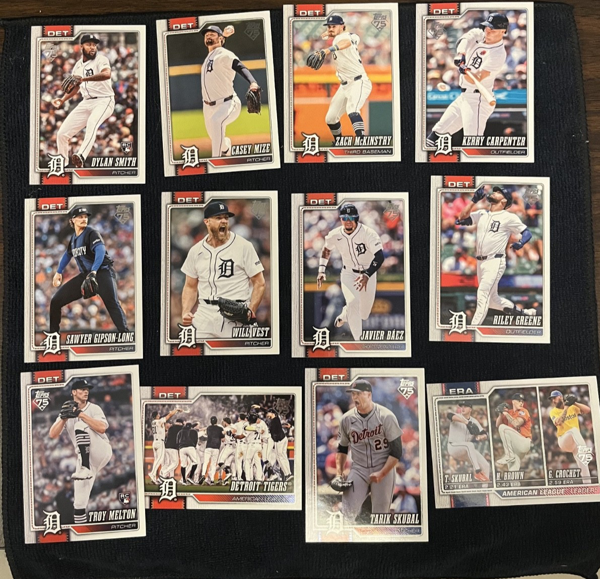 2026 Topps Series 1 Detroit TIgers Team Set (12 cards)