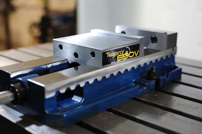 TEGARA 6 690V CNC Premium Milling Vise .0004 D688 NEW! R[