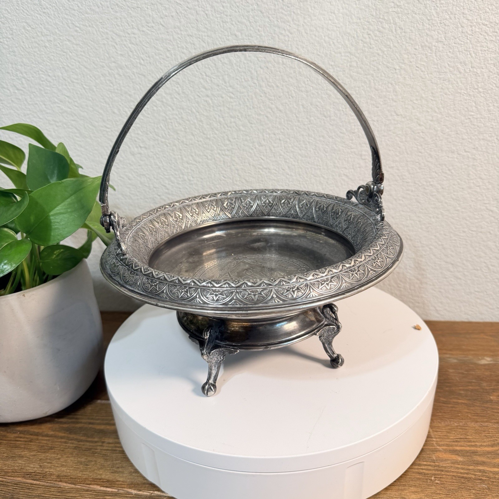 Derby Silver Co Quadruple Plated Footed Bowl with Handle Candy Dish