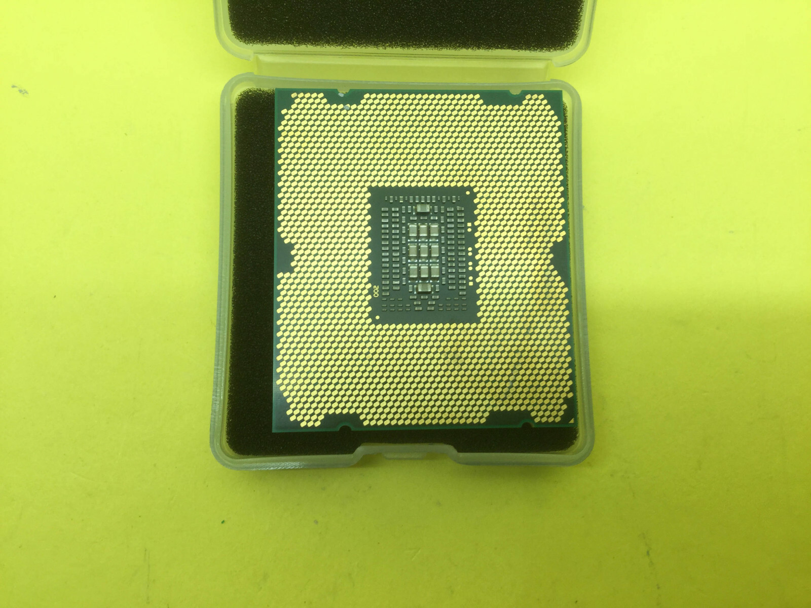 SR0KR Intel Xeon Processor E5-2640 6-Core 2.5GHz 15MB 3600MHz LGA2011 CPU