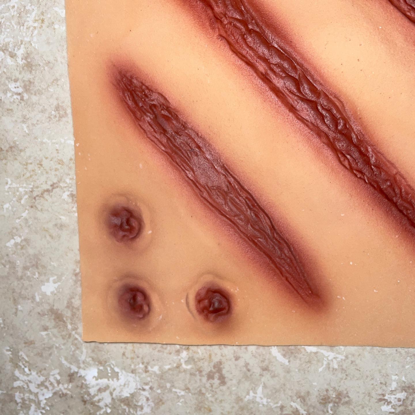 WHIP SLASH SPIKE LATEX SCARS JESUS EASTER PLAY COSTUME MAKEUP FA99