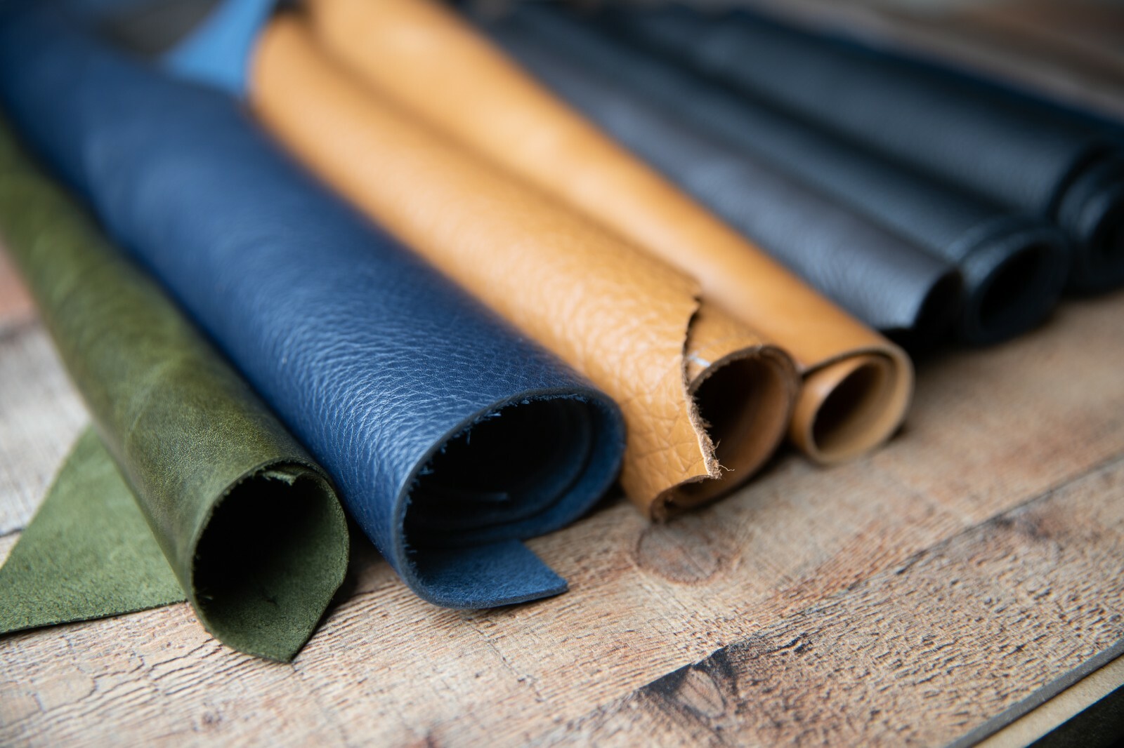 Premium Italian Cowhide Leather Scraps upholstery --- X Large Size Pieces 12"x18