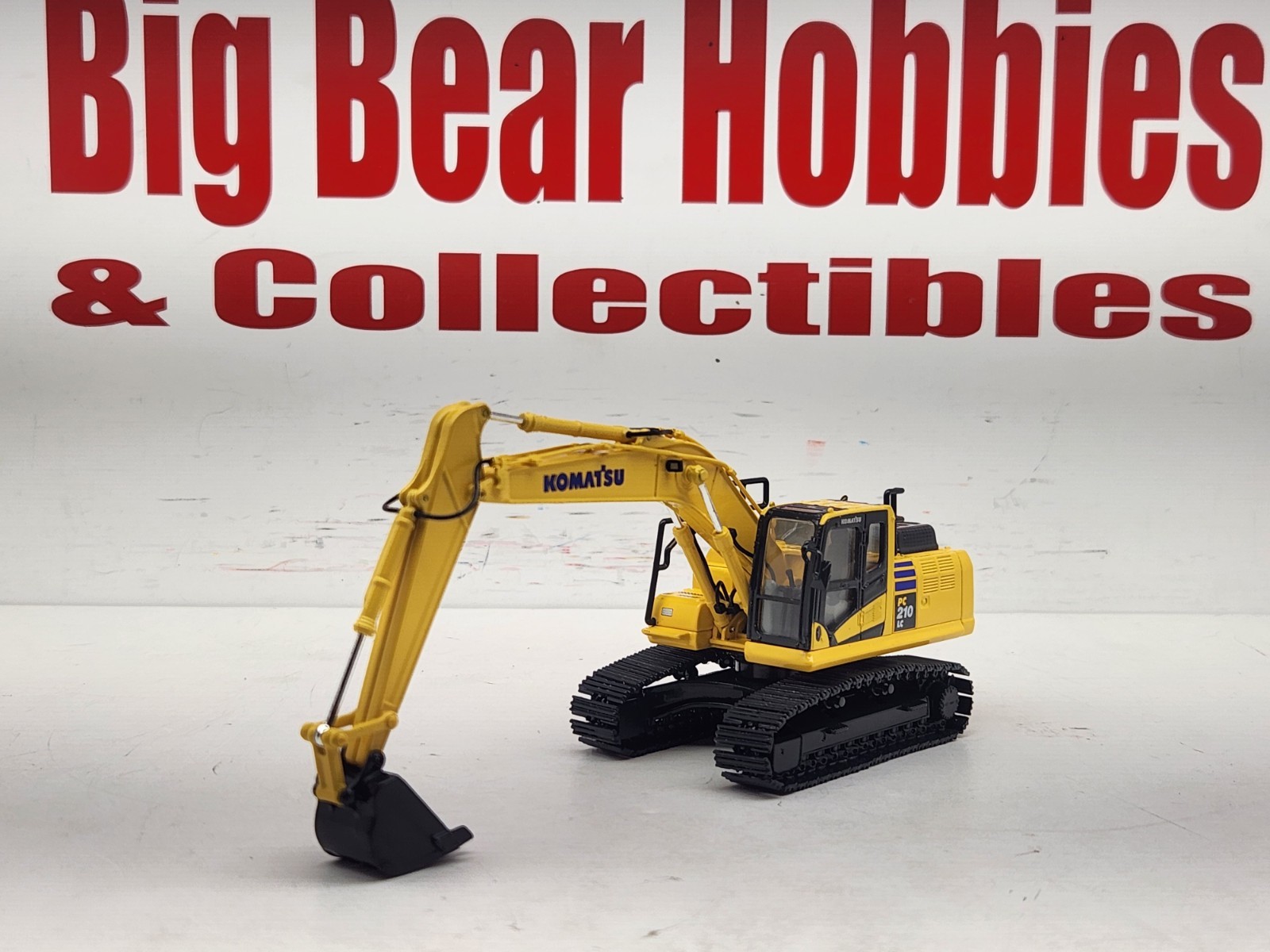 1/64 First Gear #60-0326 Diecast Komatsu PC210LC-11 Excavator