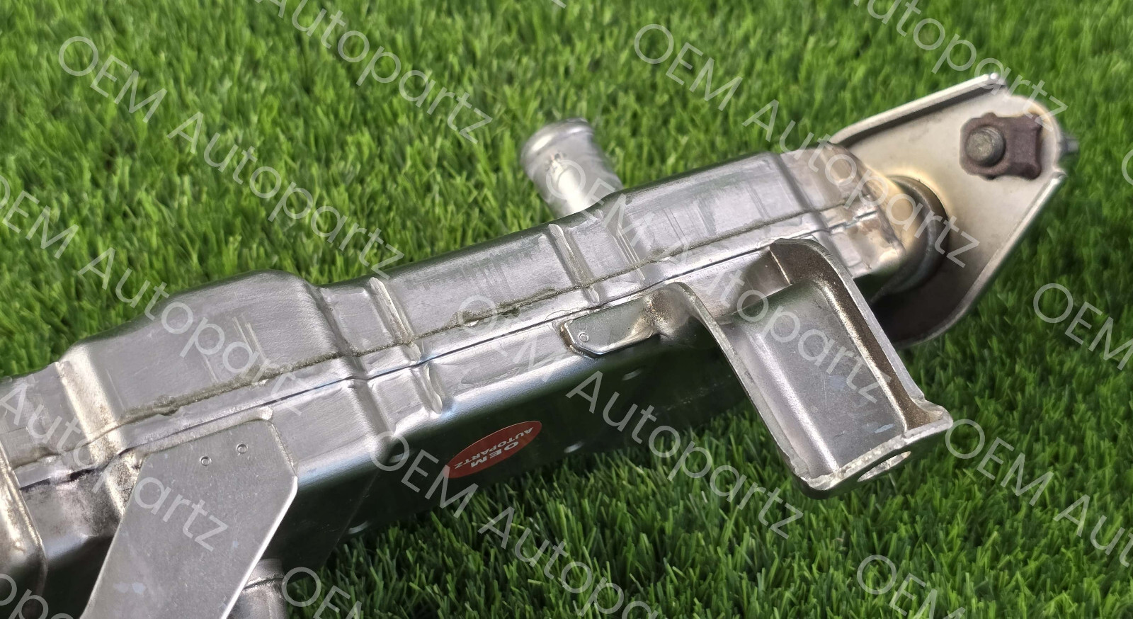 Toyota Prius 2011-2017 25601-37010 EGR Pipe Fits Prius V 2012-2017, Lexus CT200H