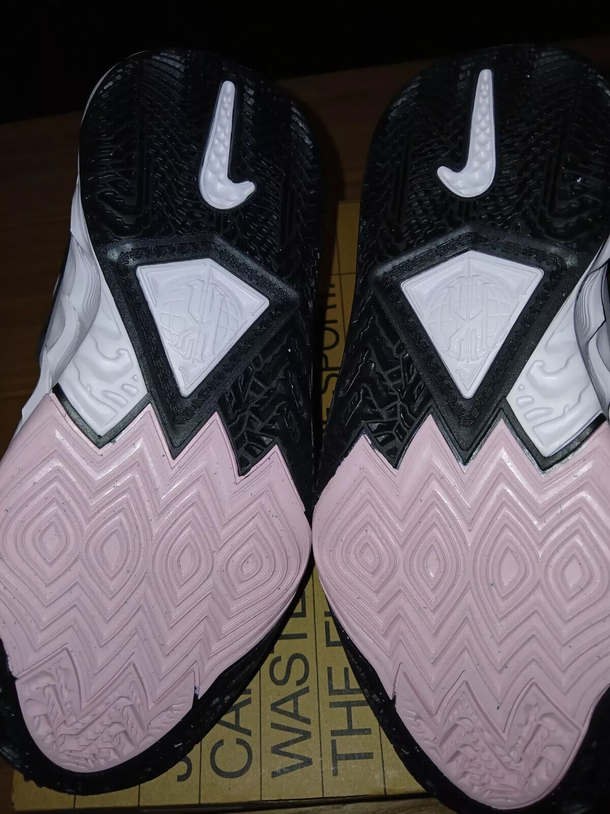 Nike Kyrie 8 GO Size- 5.5Y White/White Black. DQ8076-101 **NEW-IN-BOX