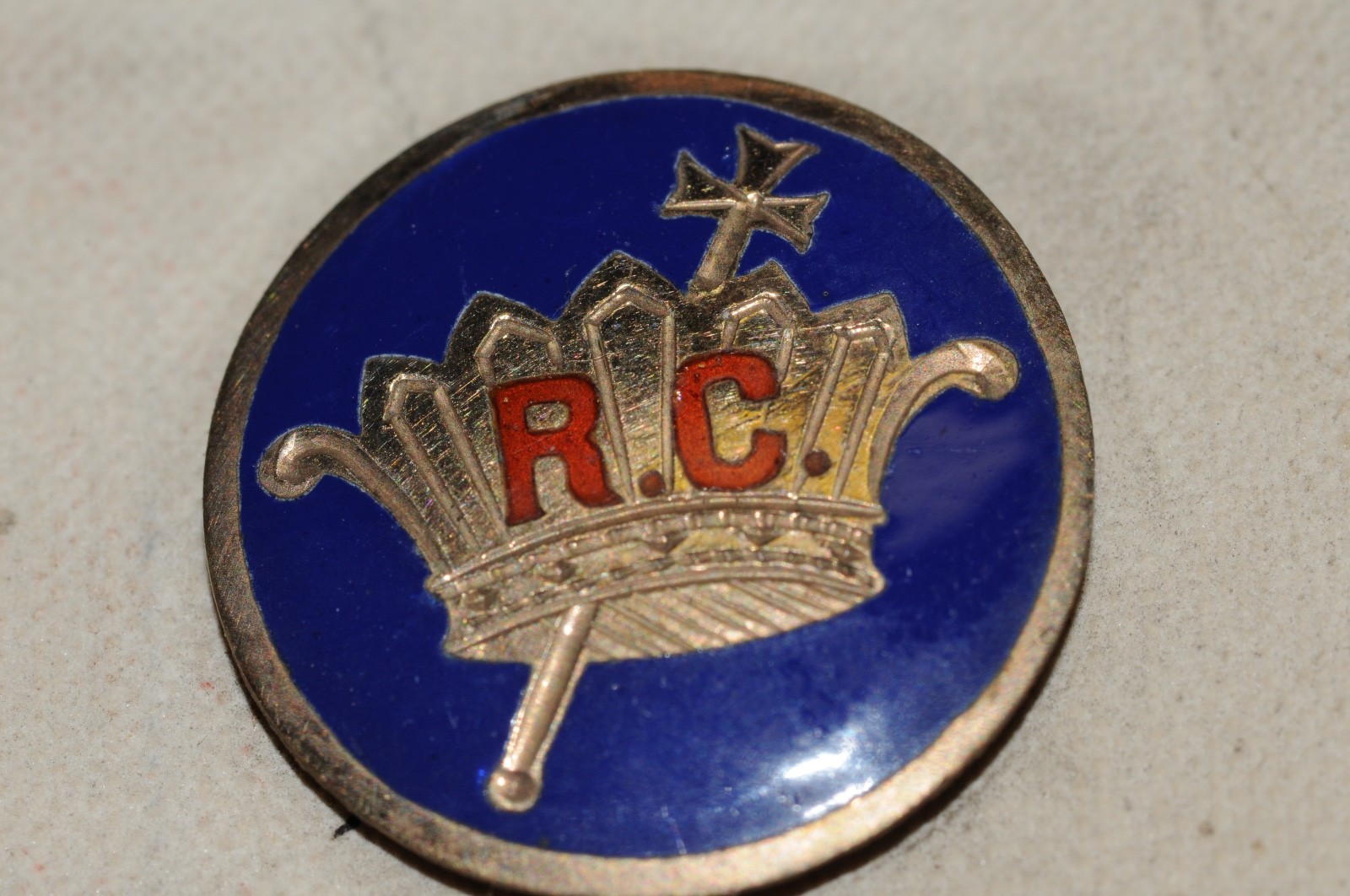 RC Crown Fraternal Organization Lapel Pin Gold Filled 1898 Historical NOS