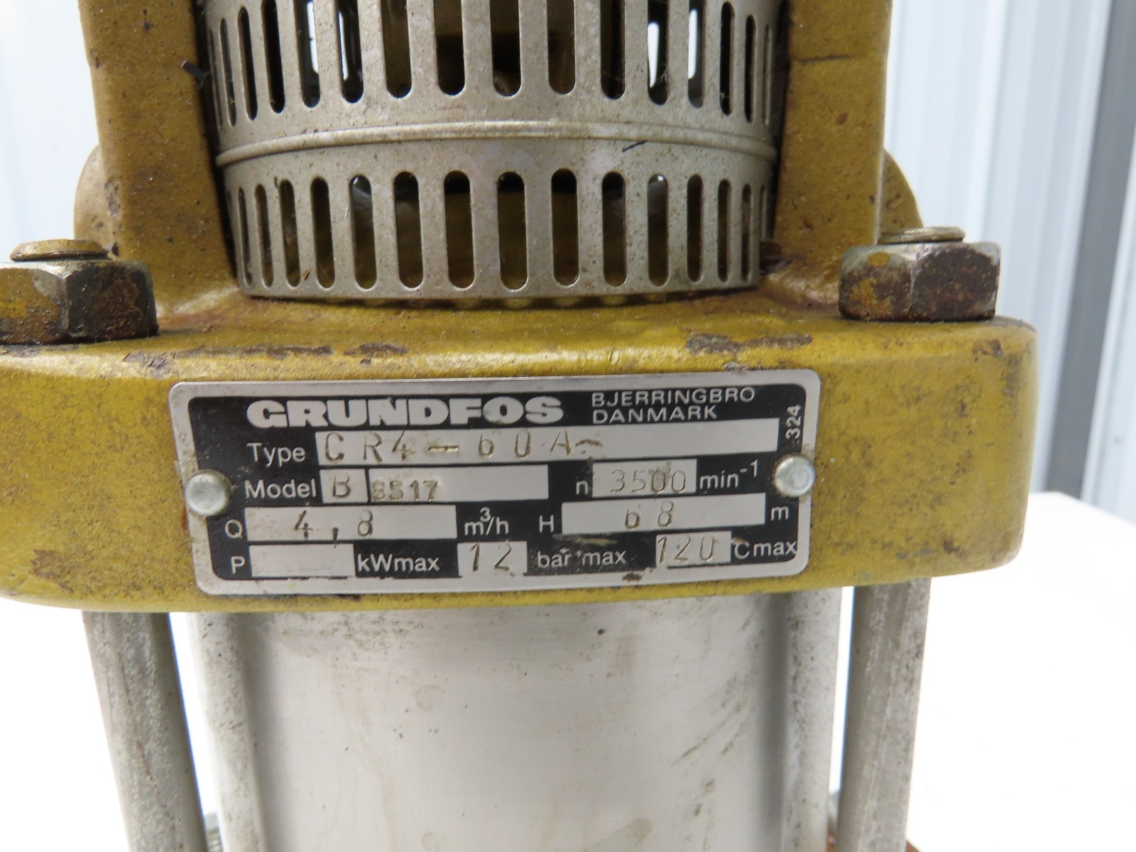 Grundfos CR4-60A Vertical Centrifugal Pump 21gpm 2.2kw 230/460V 3PH 1.25"NPT