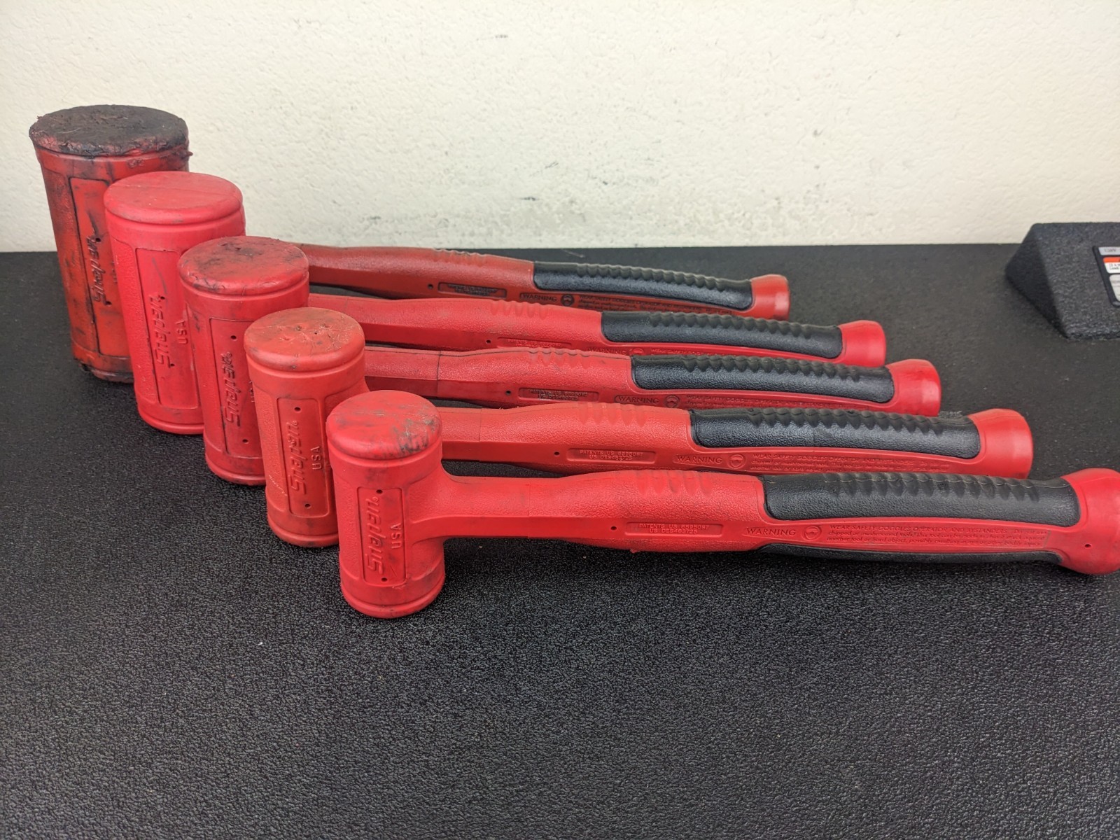 #bn105 Snap-on Tools 5Pc Master HBFE Red Soft Grip Dead Blow Hammer Set