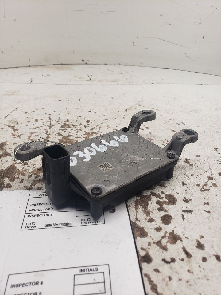 Camera/projector Radar Unit Adaptive Cruise Fits 18-23 Qashqai OEM