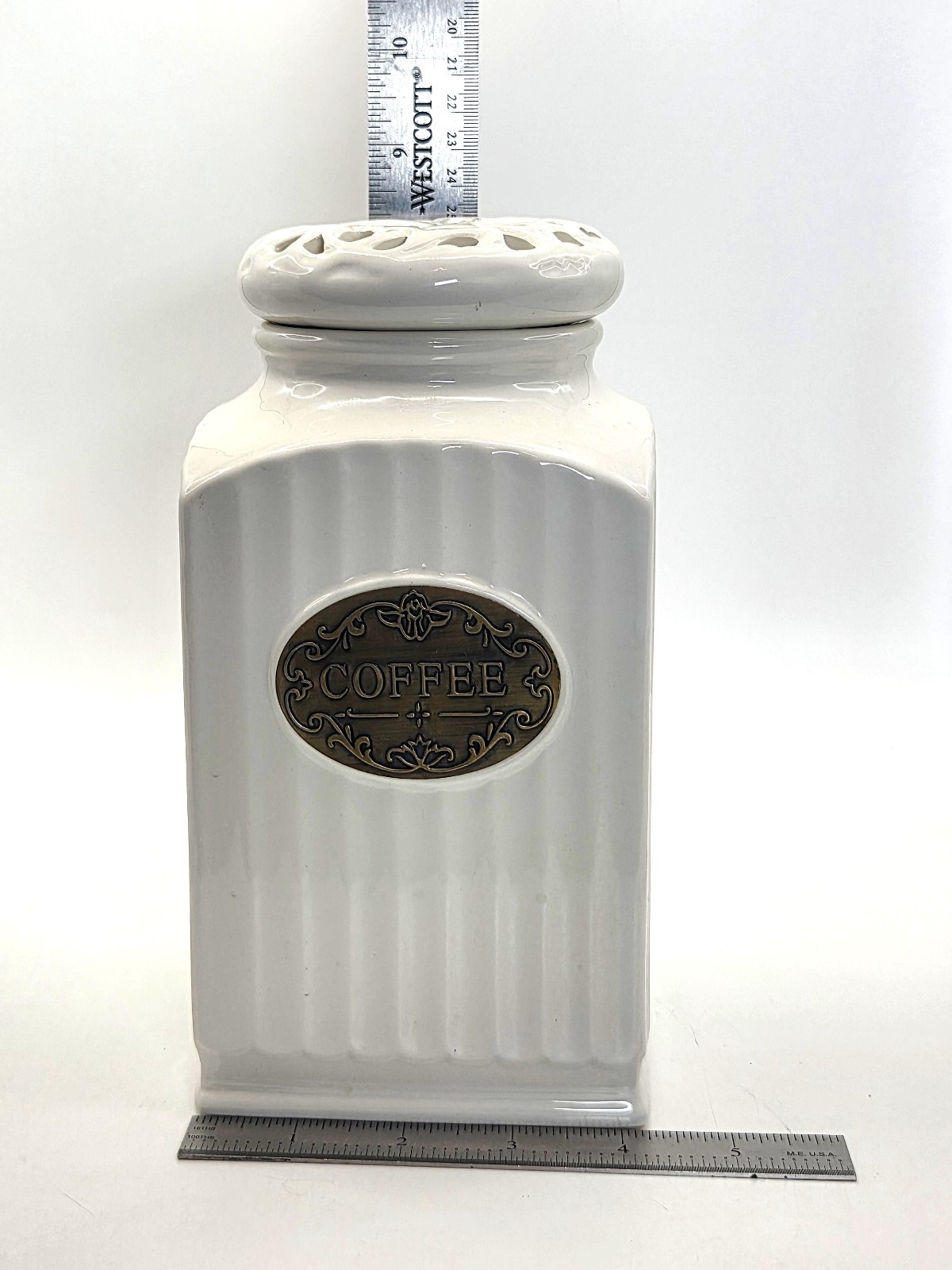 THL White Ceramic 'French Country Ripple Lattice Lid' Canister for “Coffee”