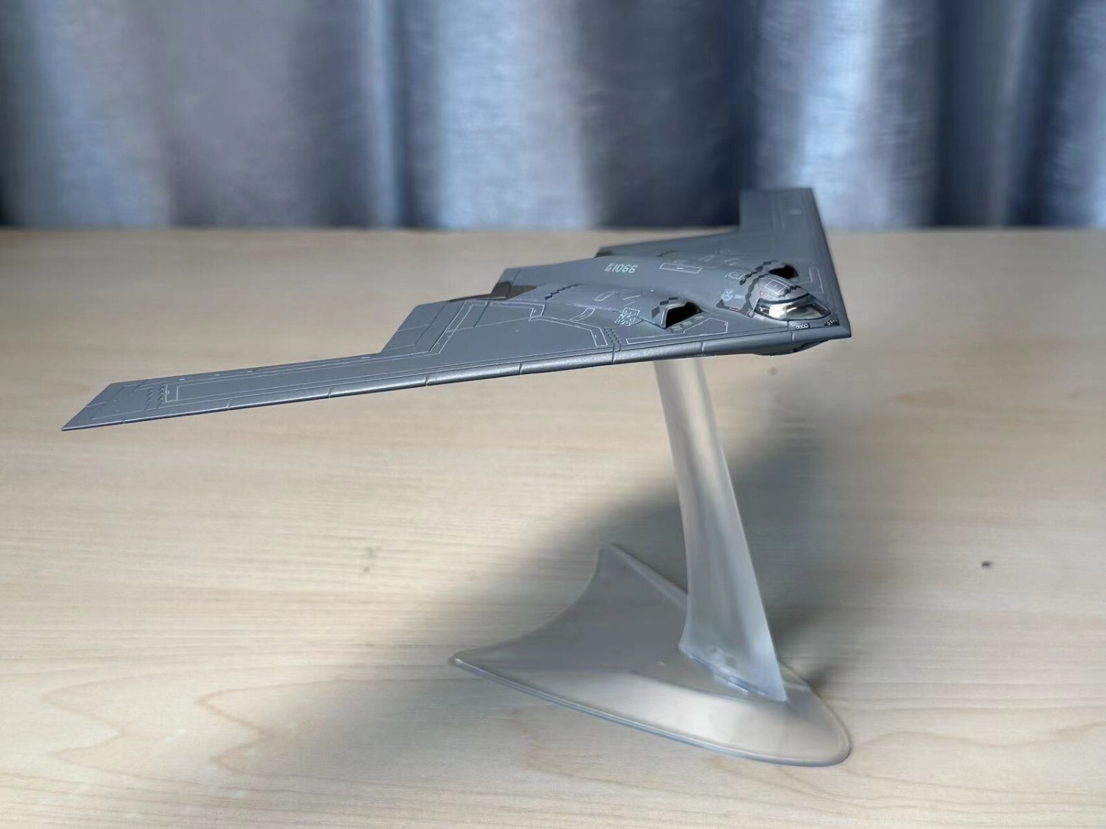 WLTK USAF B-2A America Spirit Stealth Bomber 1/200 Diecast Model Exquisite Ver