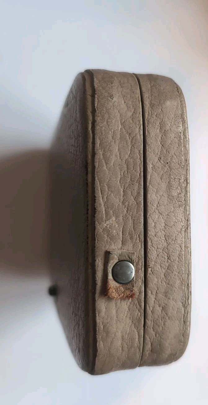 Rare Philips Transistor Radio L1 D 90 T 6V