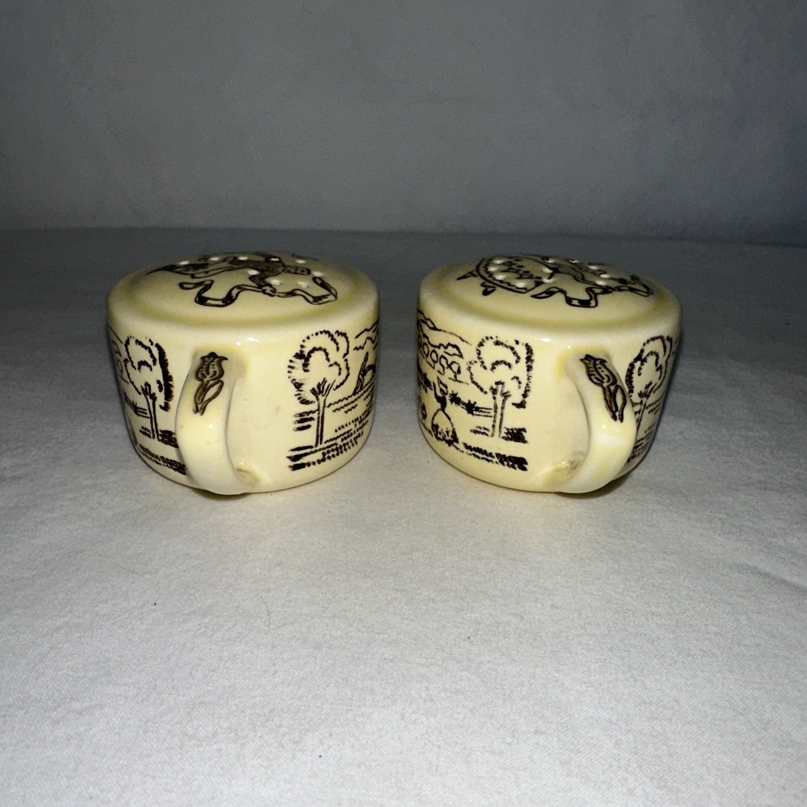“Bucks County” Salt Pepper Shakers Royal China Sebring, Ohio Yellow NO STOPPERS
