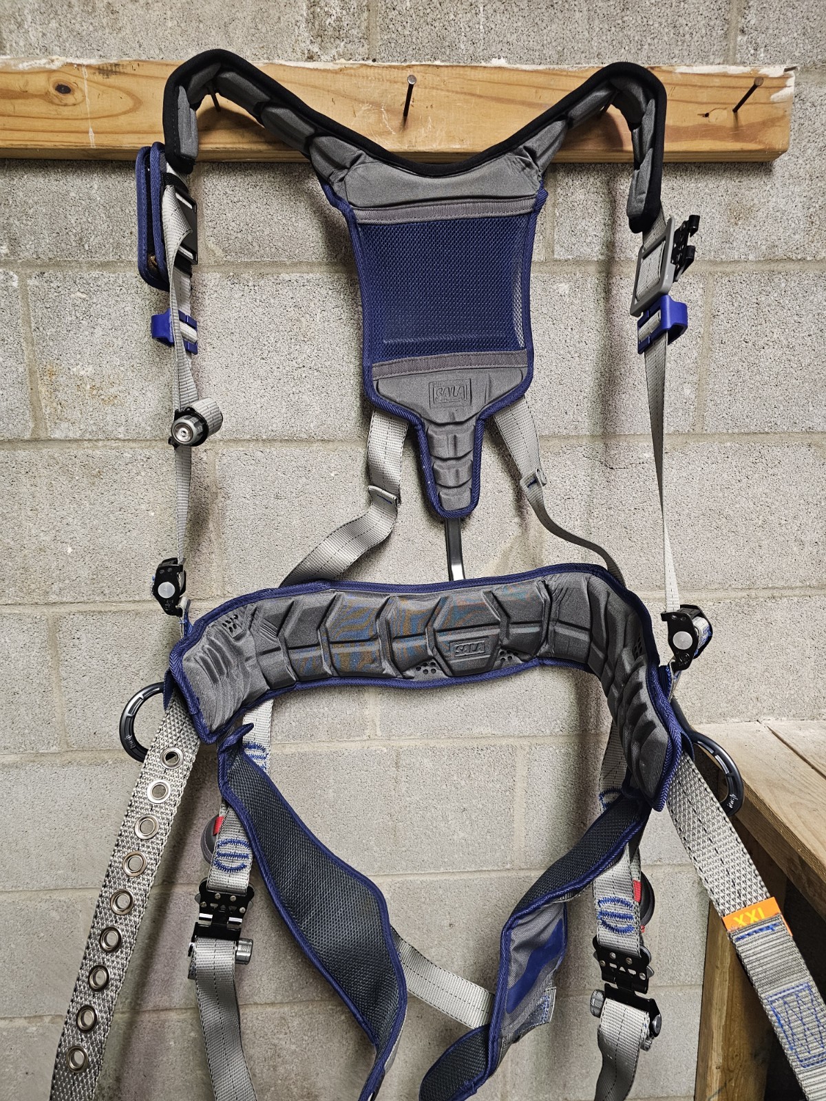 3M DBI-SALA EXOFIT STRATA XXL FULL BODY HARNESS FALL PROTECTION 1112539 XXL BELT