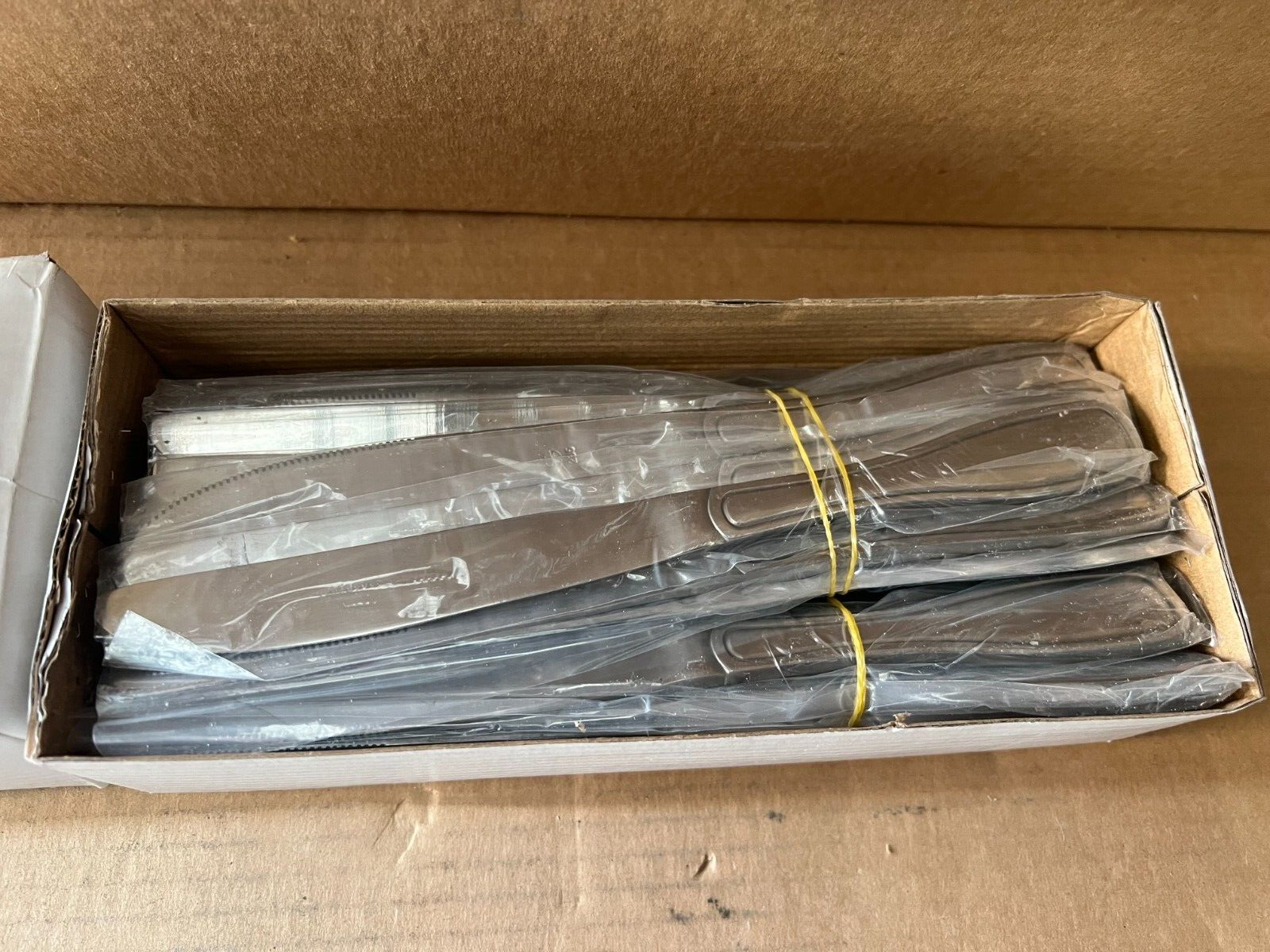 World Tableware Brandware 4945262YH Stainless Dinner Knife 285 Heavy Duty (36PK)