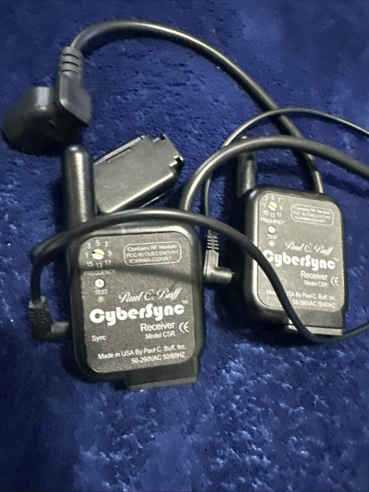 2 Paul C. Buff Receiver Cybersync CSR + Transmitter Cybersync CTS