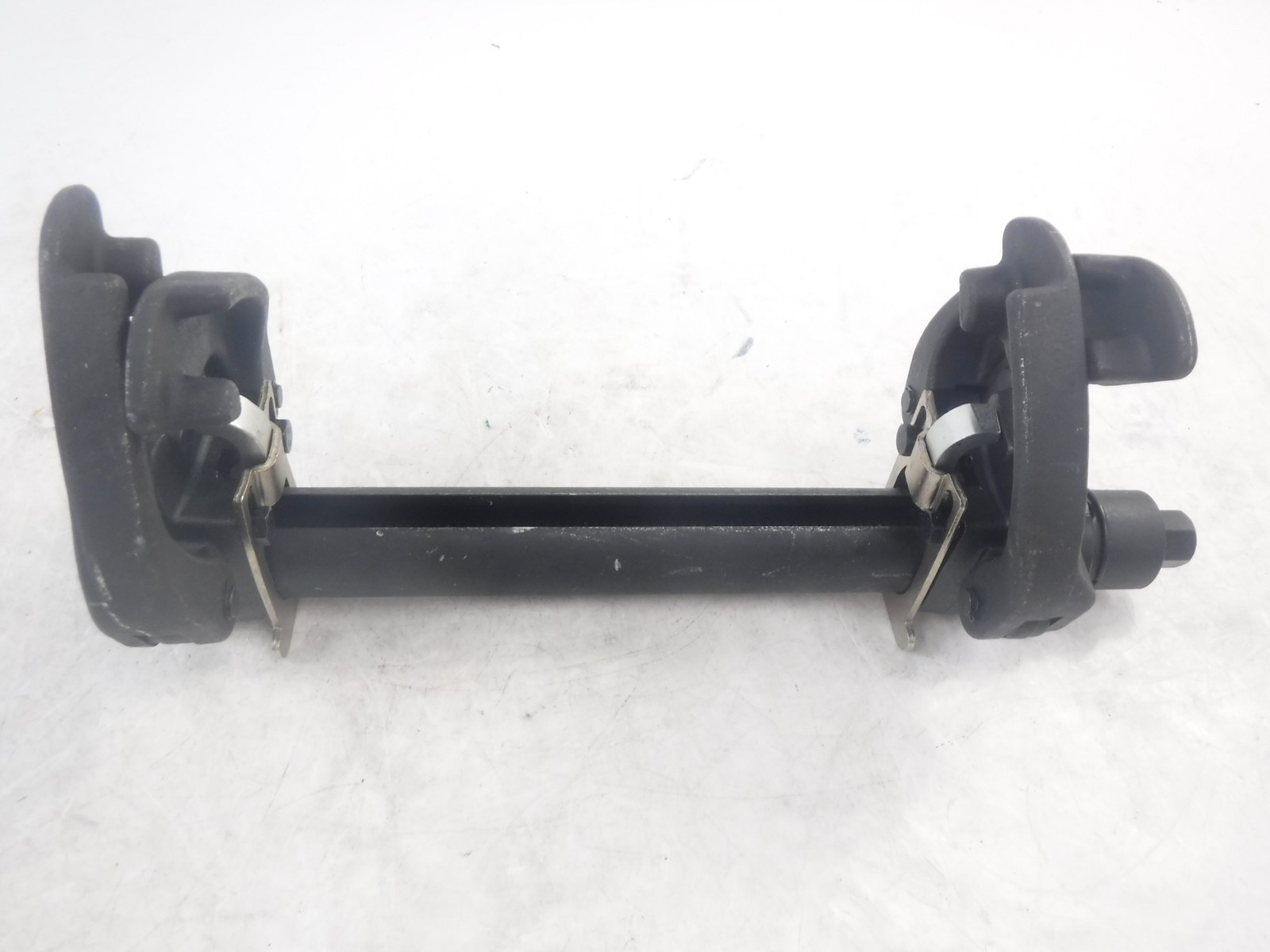 ‎Högert Technik McPhersona Coil Suspension Spring Compressor HT8G248