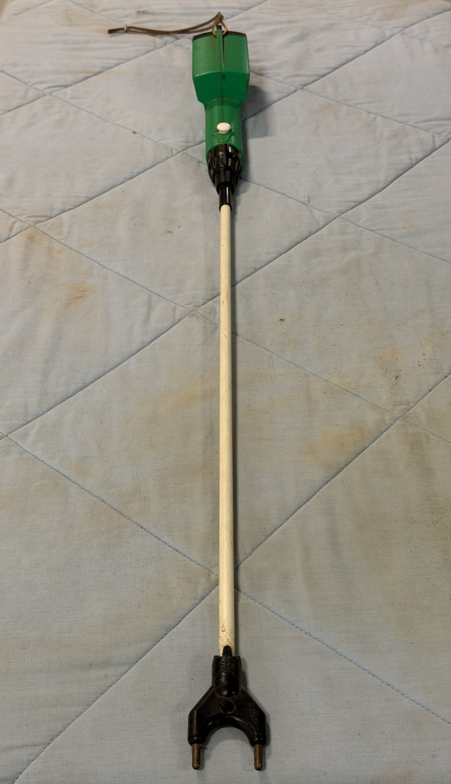 Hot-Shot The Green One Electric Livestock Prod HS2000 6xC Batteries TESTED WORKS