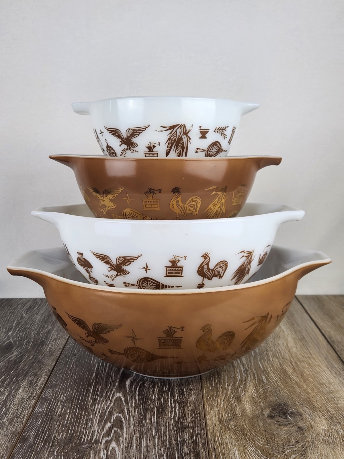 Pyrex Early American Cinderella Nesting Bowls - Set of 4 - Retro Kitchenware