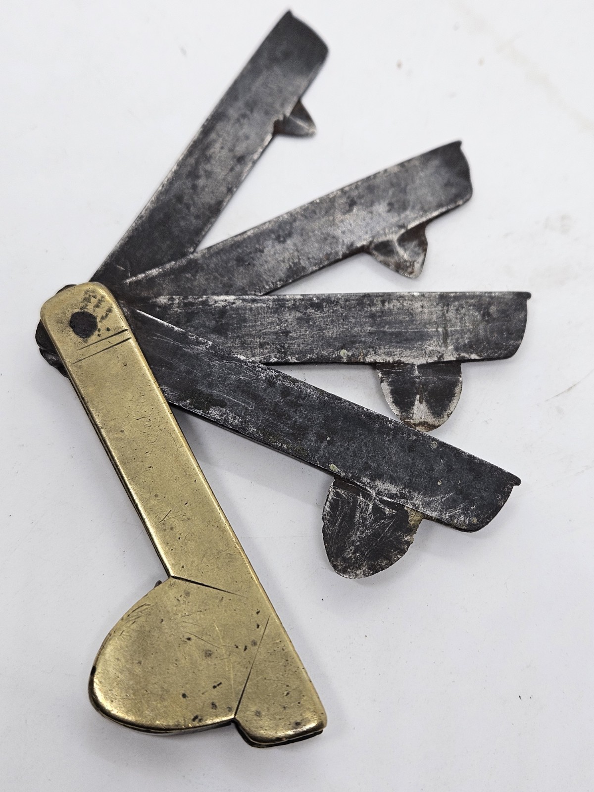 Antique 1800's Holmes Victorian Brass 4 Blade Bloodletting Quack Medical Fleam