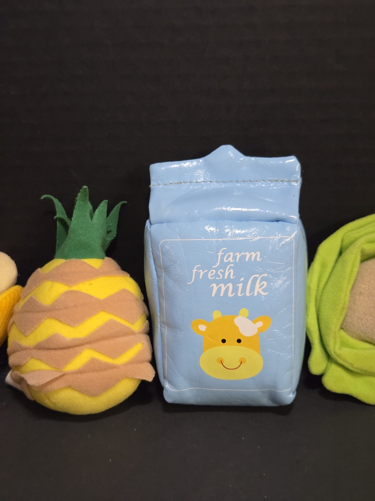 Lil' Shopper Toy Kids Food Play 9 Pieces Banana. Pineapple, Milk, Cabbage