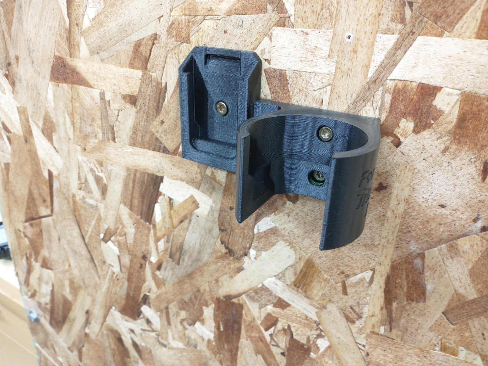 Wall Mount for Makita BU01/BU02/XBU05 Series 12V CXT Leaf Blower, Made in USA