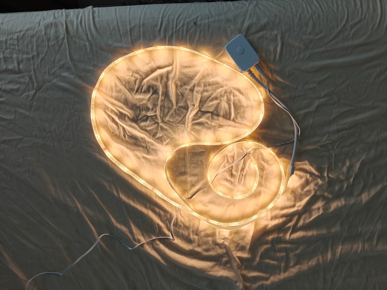 Philips 3.3 ft 1 m LED Smart Wi‑Fi Color‑Changing Strip Light Extension Powered