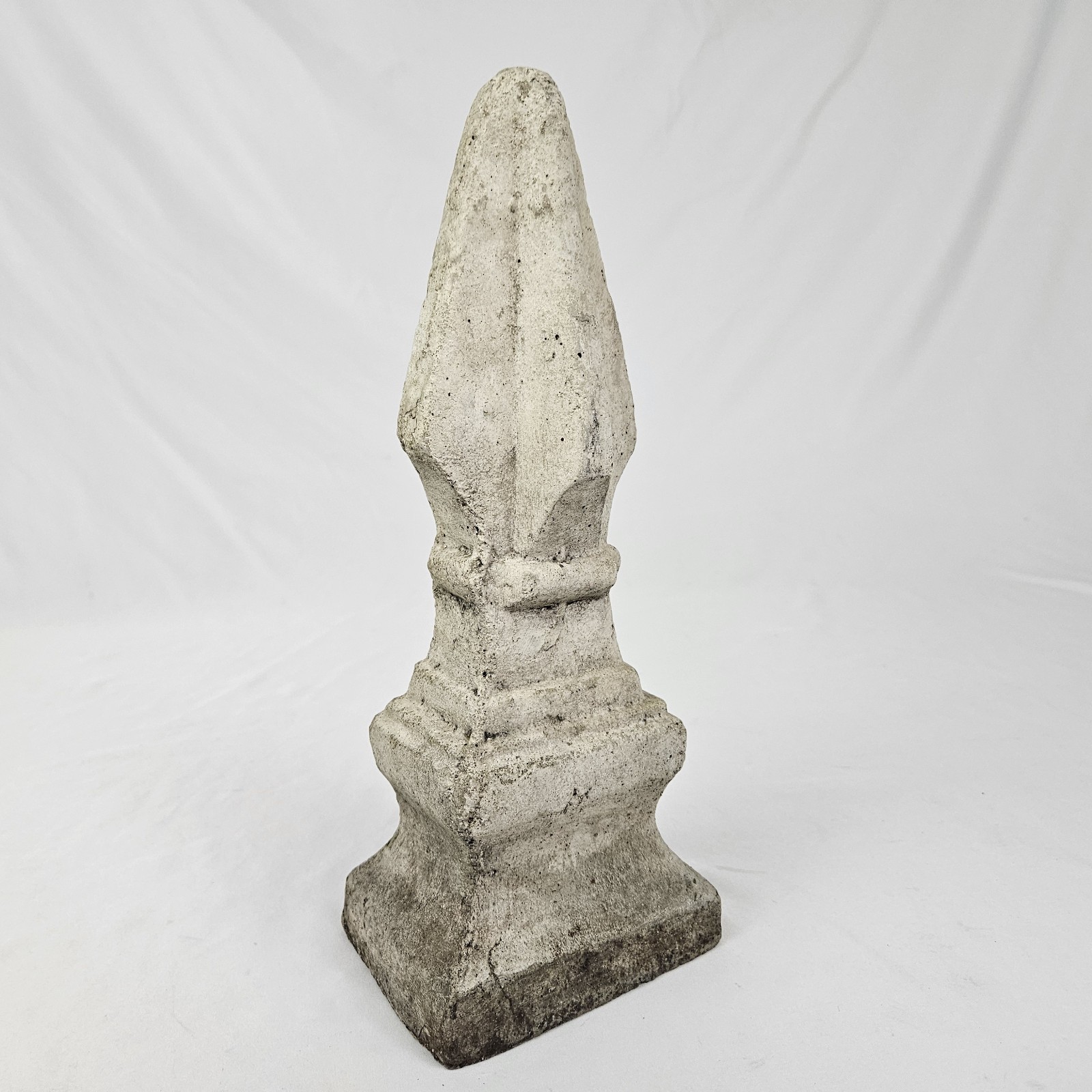 Vintage Concrete Garden Spear Finial Statue Obelisk Decor