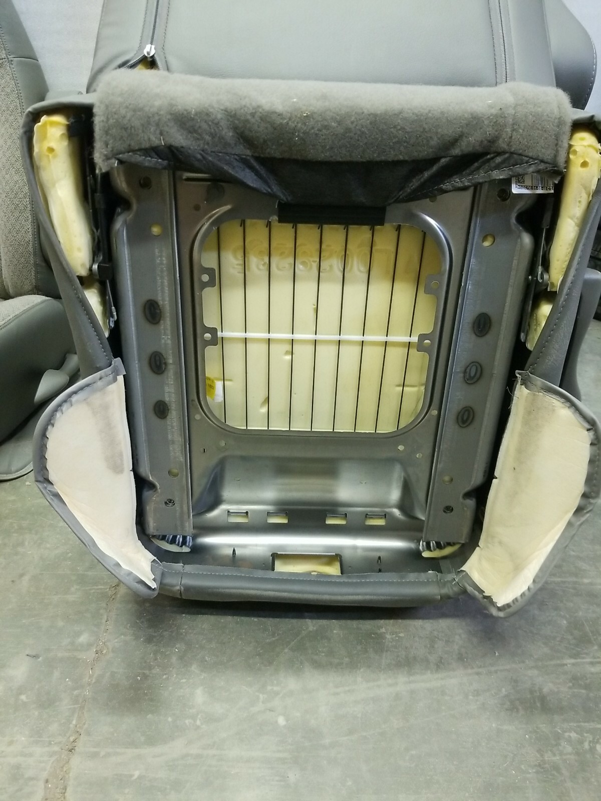 97-23 Chevy Express/GMC Savana Van Pair LH & RH Gray Cloth Power Bucket Seats