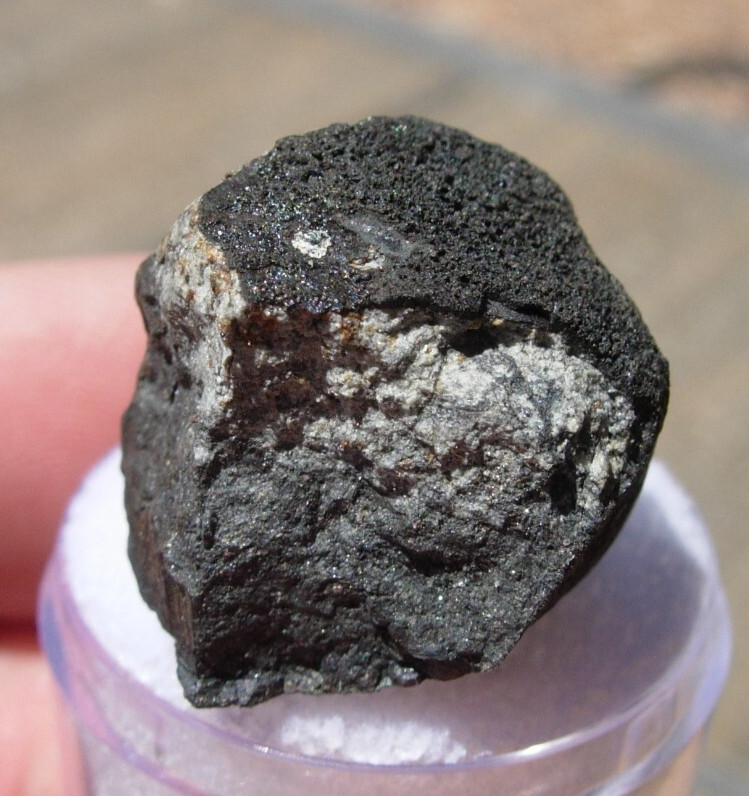 12 grams 19x19x17mm Vinales Cuba as found meteorite fell on Feb 1, 2019 with COA