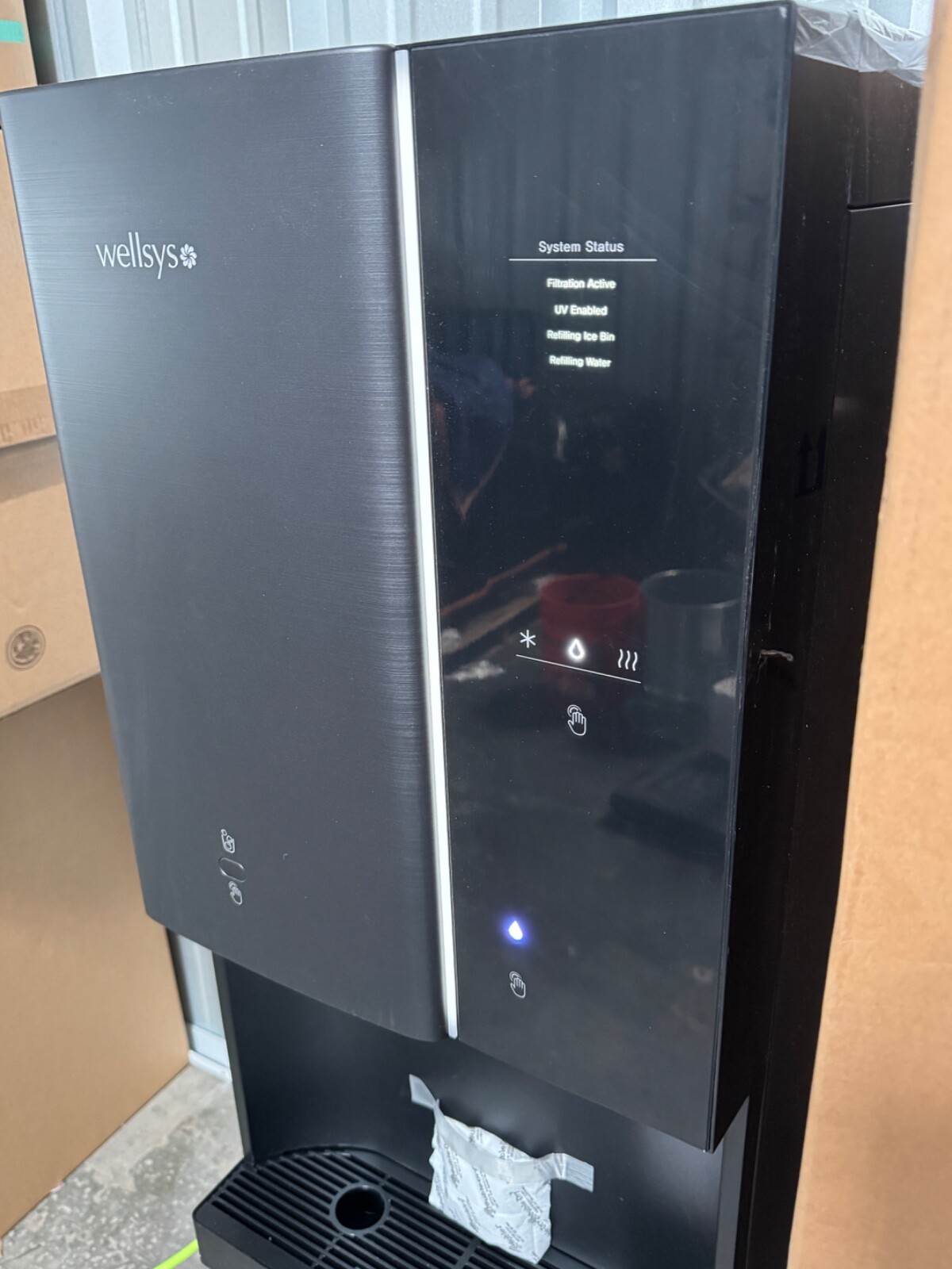 Wellsys i14 Touchless Hot Cold Ambient Water & Ice Dispenser Holds 13.2 lb Ice