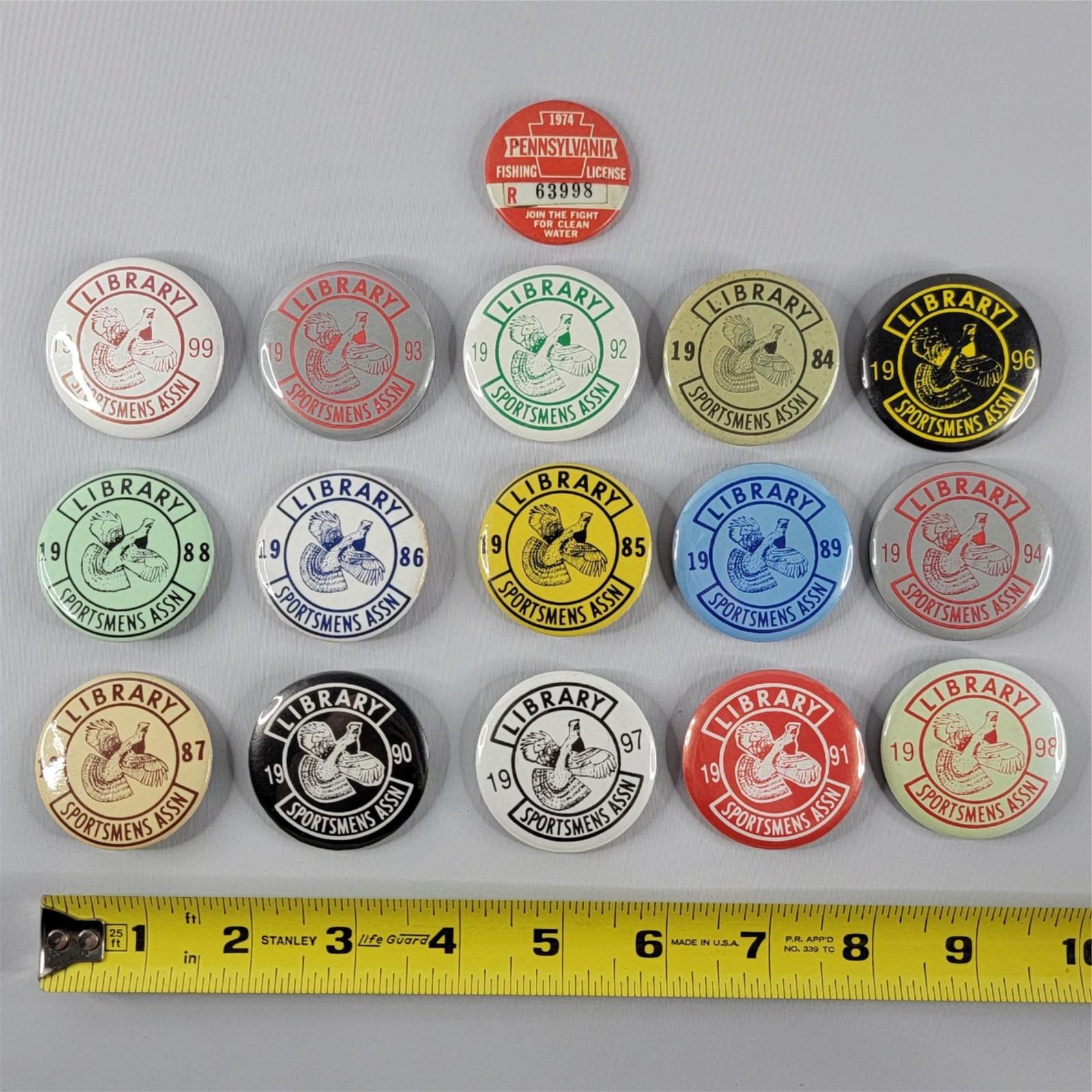 Pennsylvania Fishing License Button Pin 1974-98 Library Sportsmans Assoc Lot x17