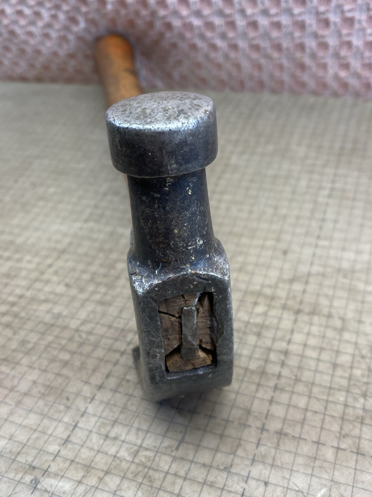 Vintage Winchester Claw Hammer 16 oz. ROY CLARK Gunsmith Woodworking Old Tool