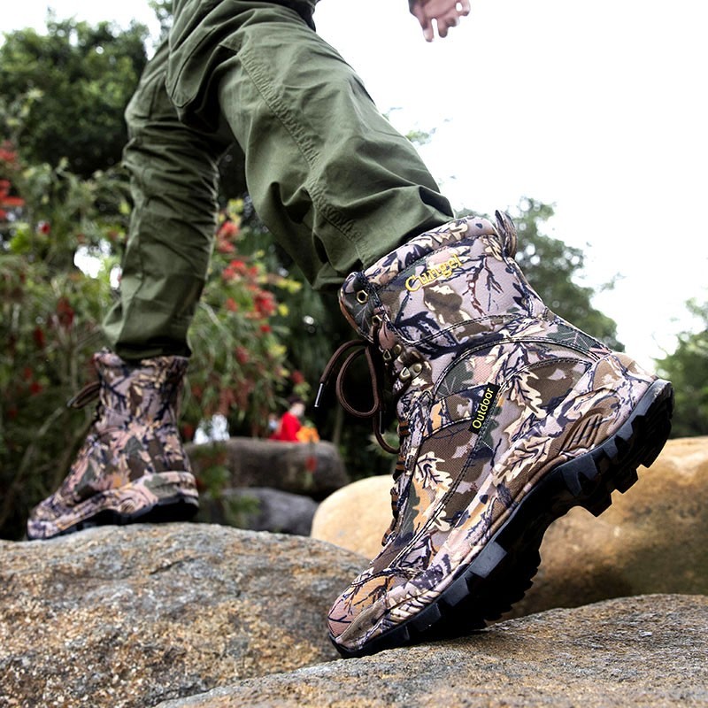 2025 New Men Camo Hunting Shoes Durable Outdoor Shoes High-Cut Fishing Climbing