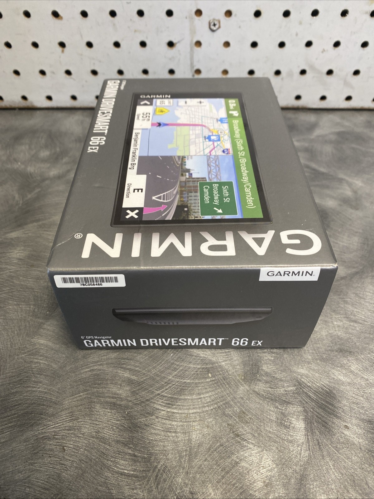 Garmin Drivesmart 66 EX 6 inch GPS Navigator - 010-02469-13