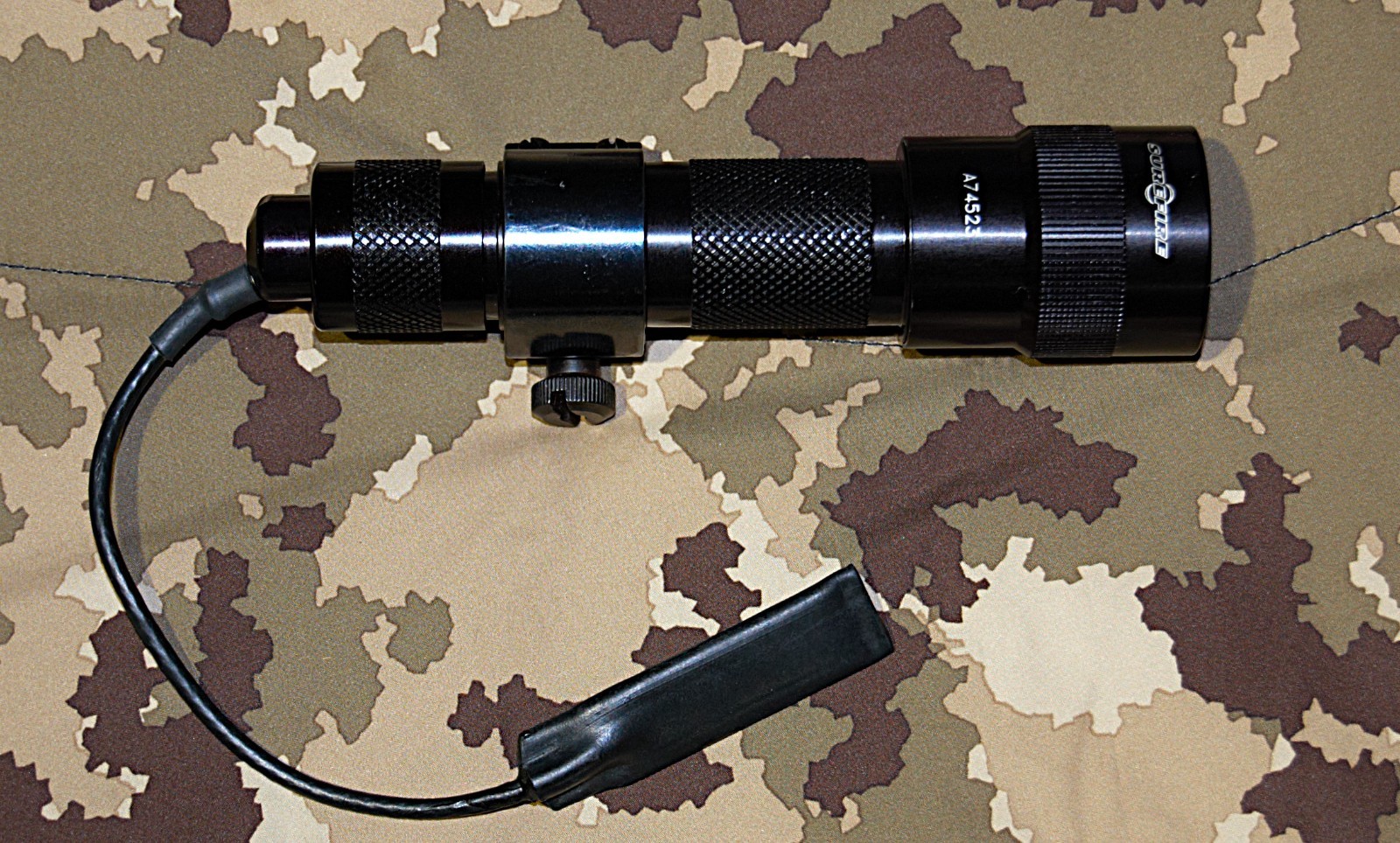 Surefire Model 660 Tactical Weapon Light w/ M10 Mount