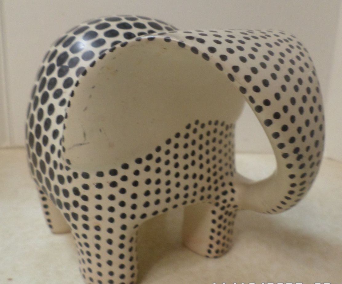 MCM Soap Stone Elephant Heavy 4 1/2" x 7"