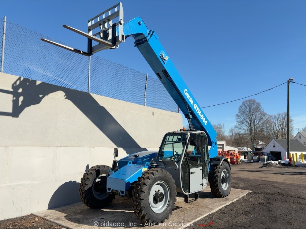 2014 Genie GTH-844 44' 8k lb Telescopic Reach Forklift Telehandler Cab bidadoo