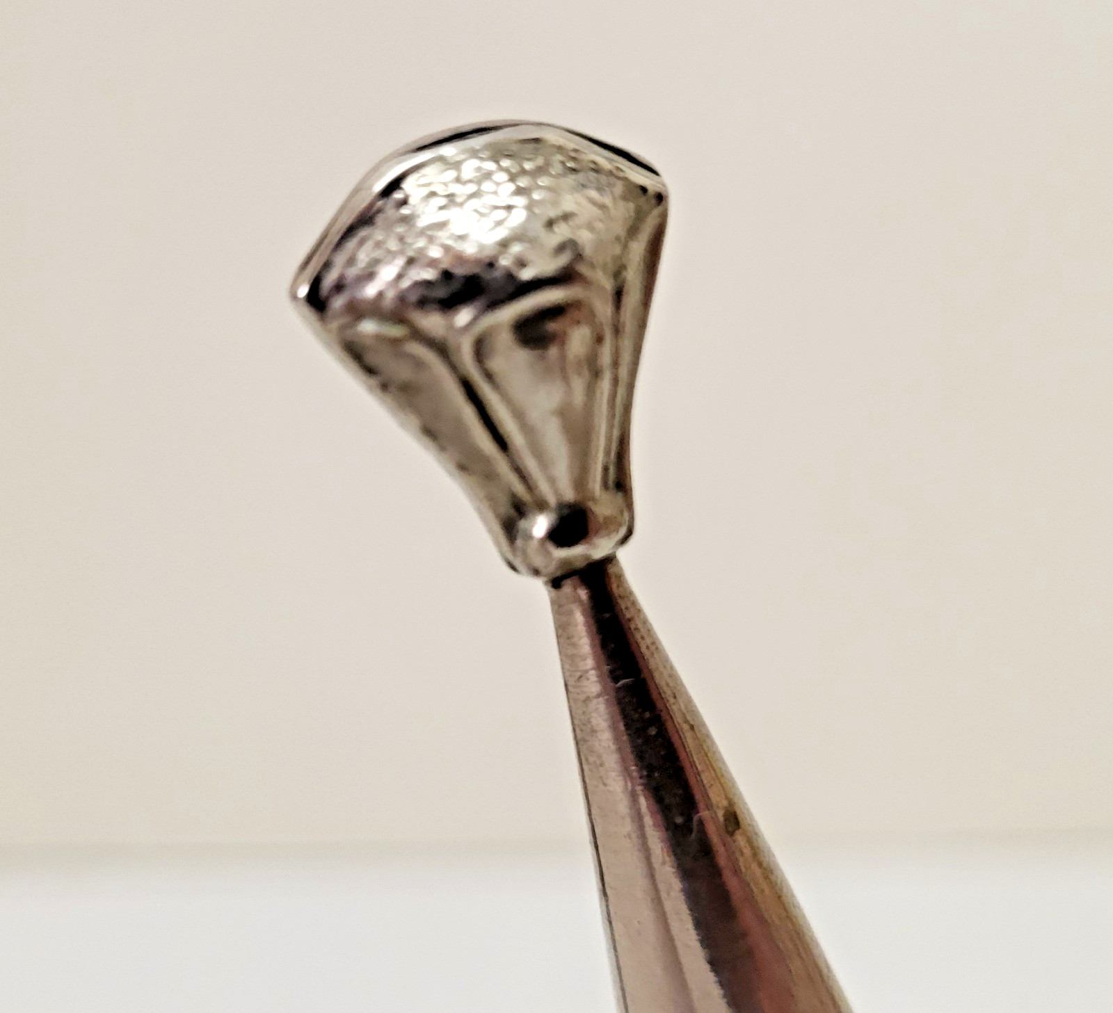 Vtg Horn Wine Cup Silver Trim Embossed Chain Ceremonial Ox Bull Bovine Scottish