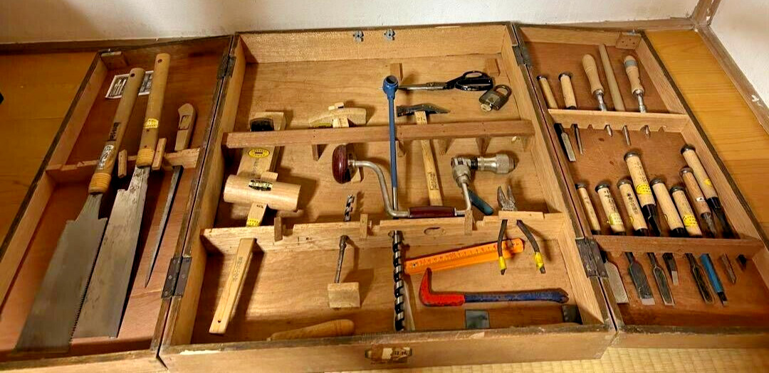 Japanese Vintage Carpenter Tool Set Hand plane Hand saw Chisel etc With big case