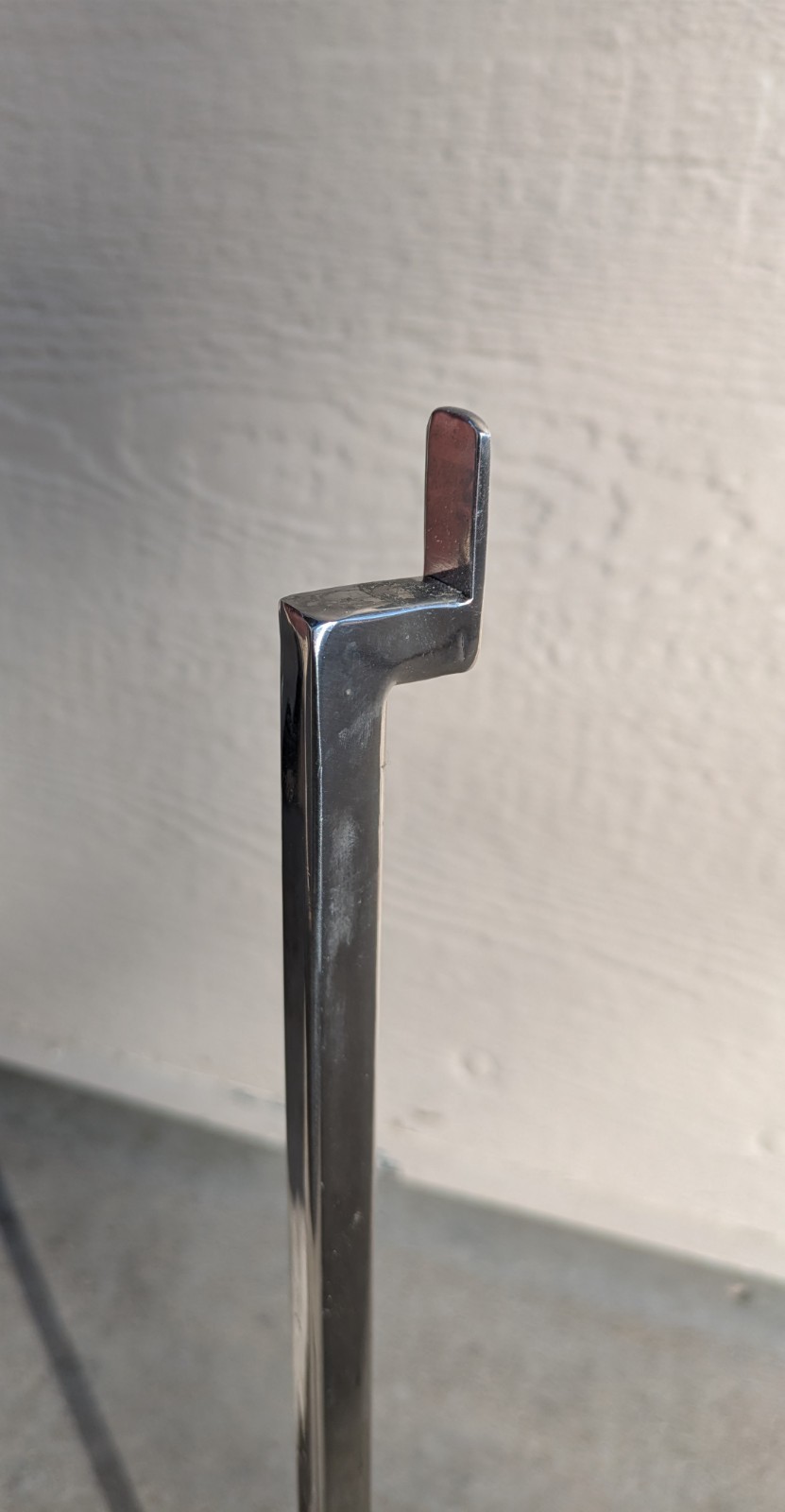 Vintage Mid Century Modern Glam Round Acrylic Lucite Sculptural Metal Table K24