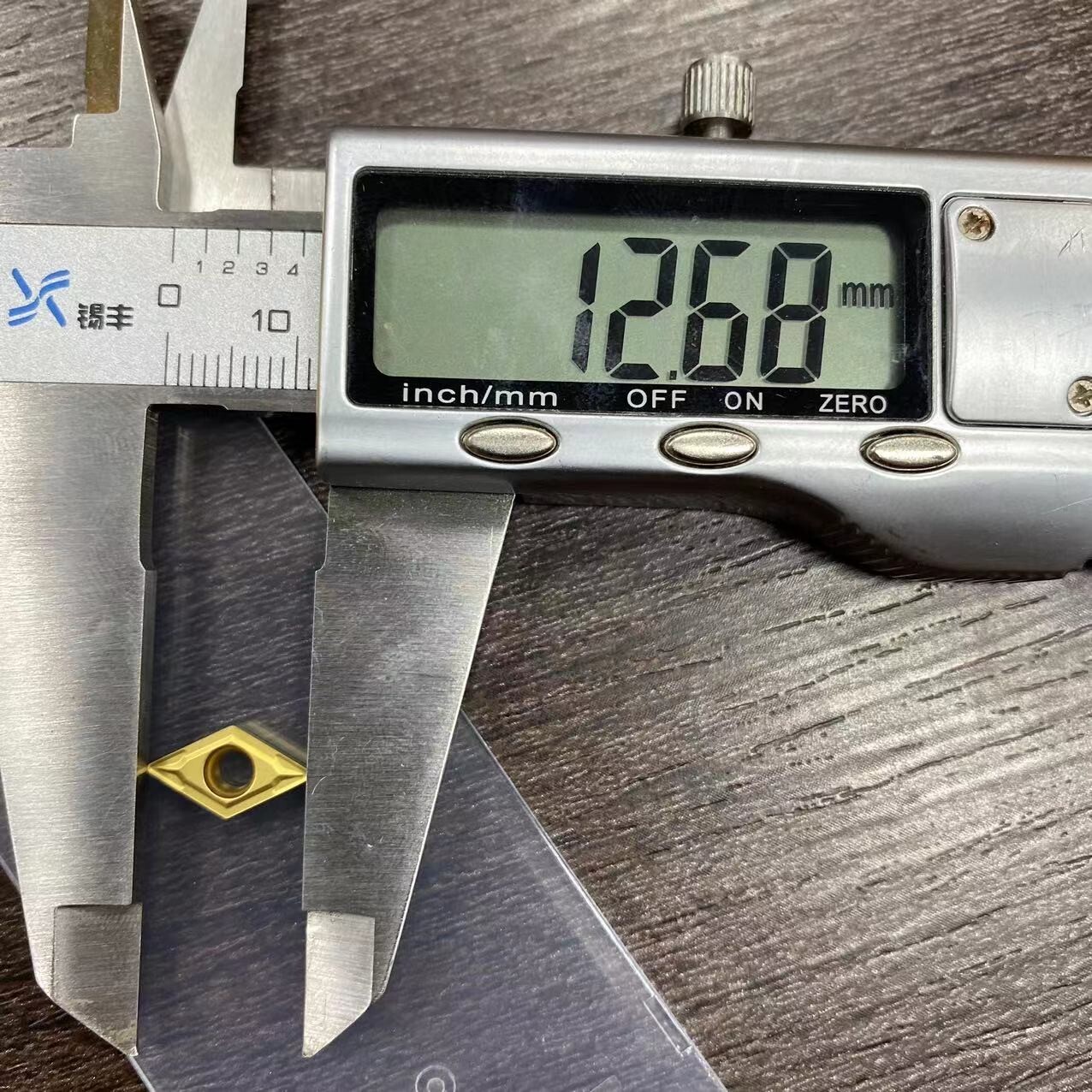 50pcs DCMT070204 735 DCMT21.51 Carbide Insert For Lathe Cutter Tool for steel