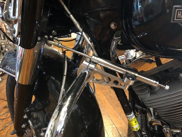 Custom Cycle Front Steering Damper Kit fits 1997-2007 Harley Touring FLHR FLHX