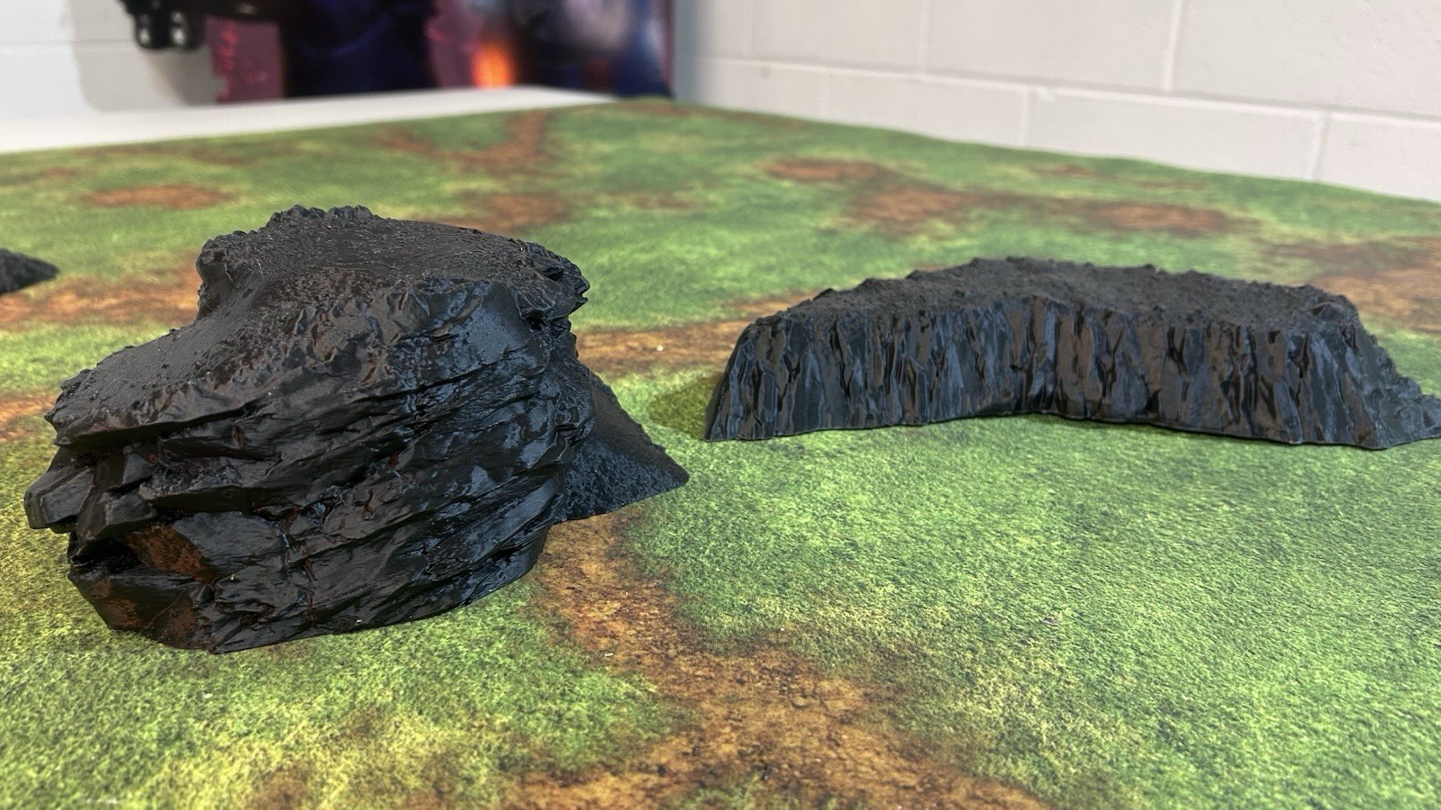 Tabletop Terrain Massive Hills tabletop scenery, 5-piece set