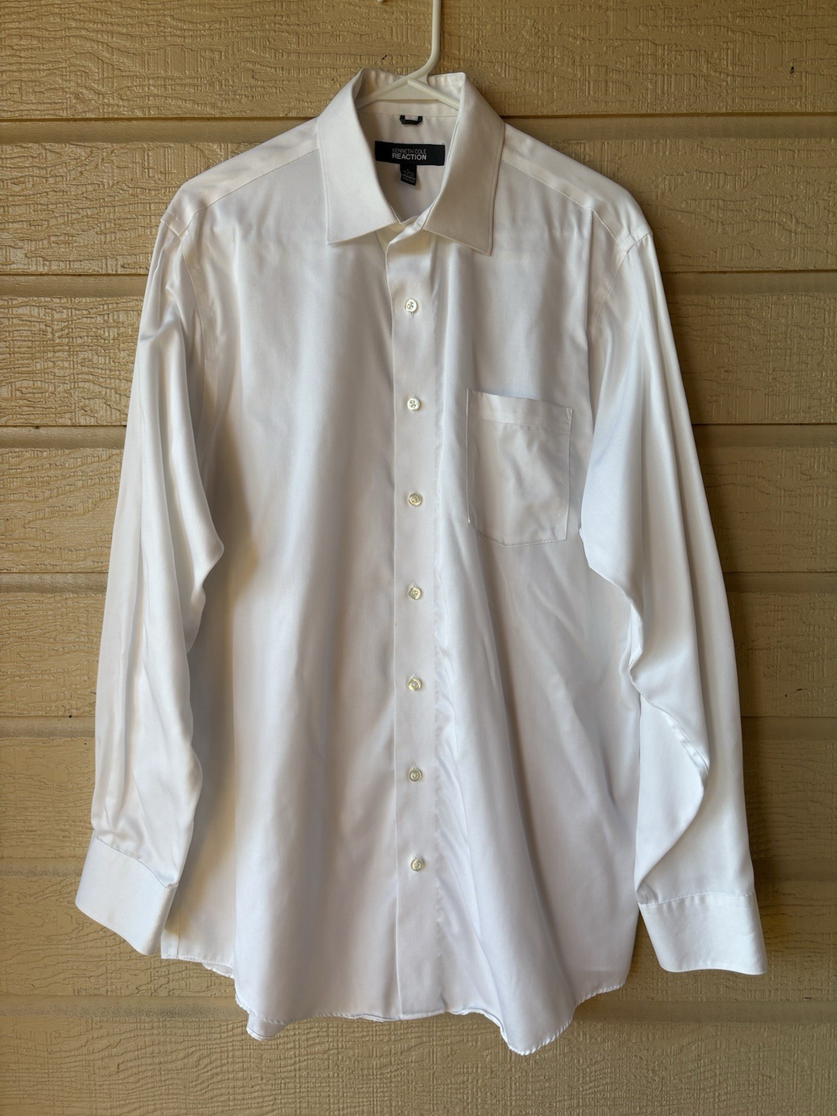 Kenneth Cole Reaction men White Non Iron Long Sleeve Dress Shirt sze Large 34-35