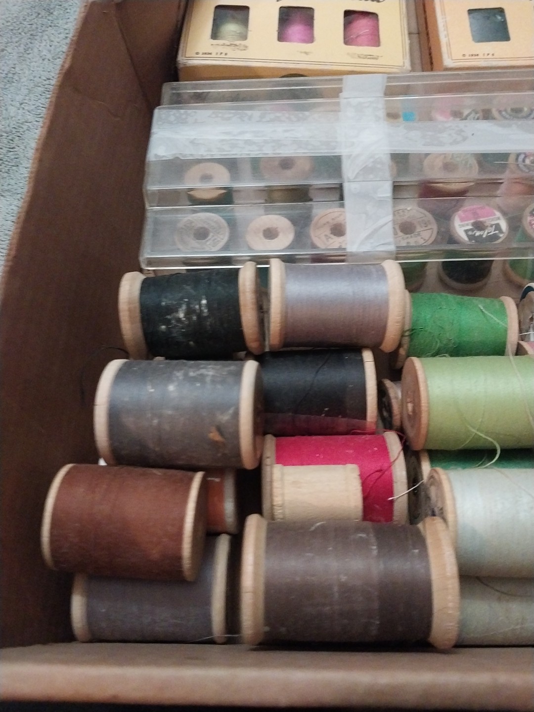 Vintage Fleischers Controlled Mercerized Thread New And Used Box Dated 1936