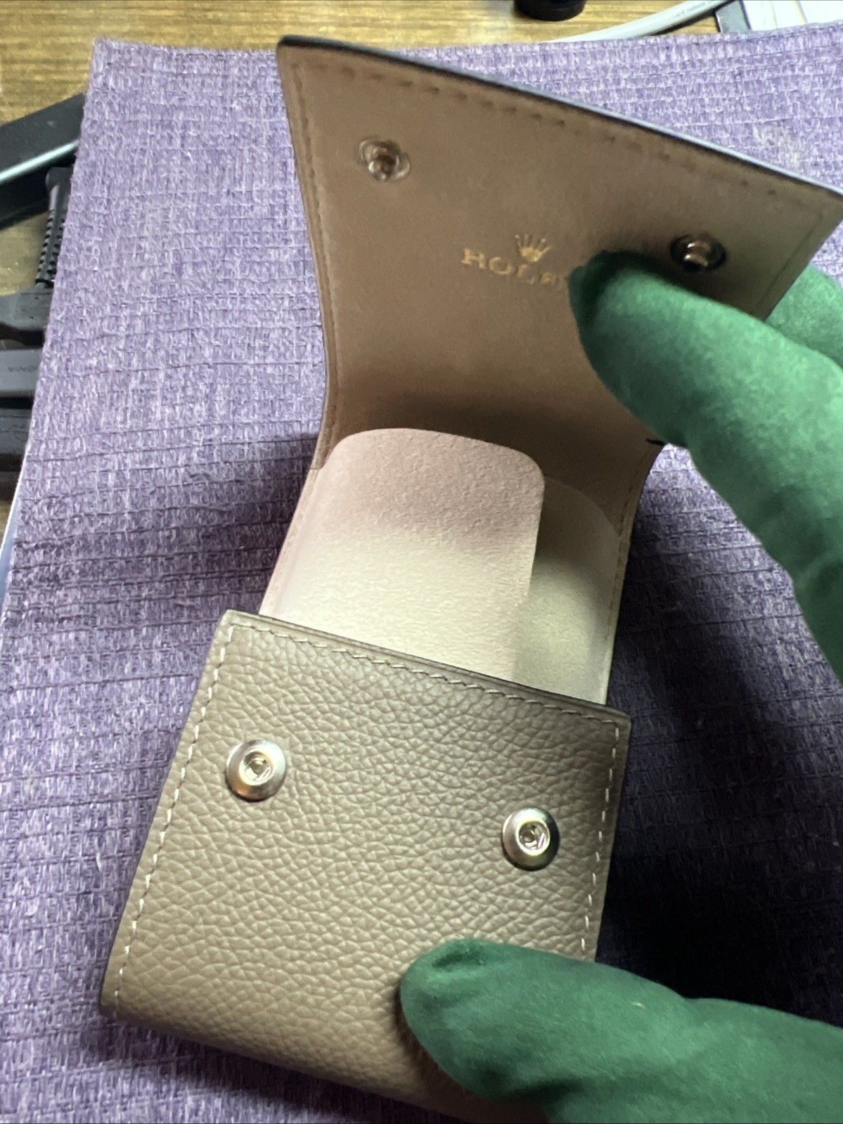 Rolex taupe leather travel pouch.New sealed In Box. Dealer New version Gift 🎁