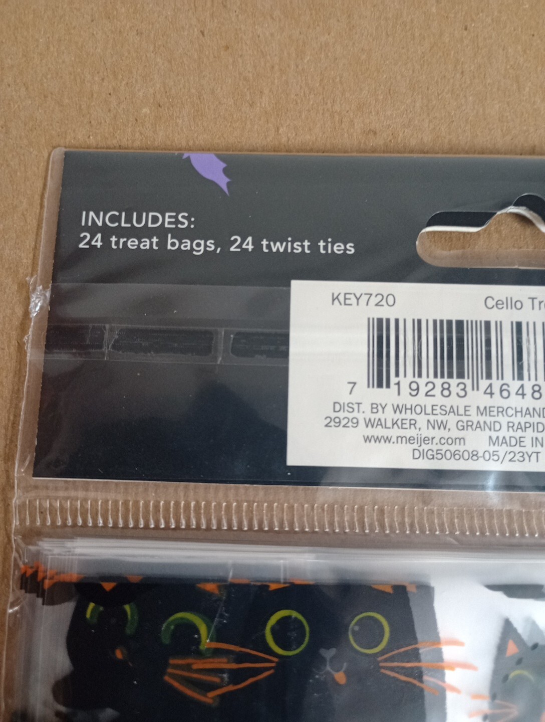 24 Halloween Cello Treat Bags Black Cats